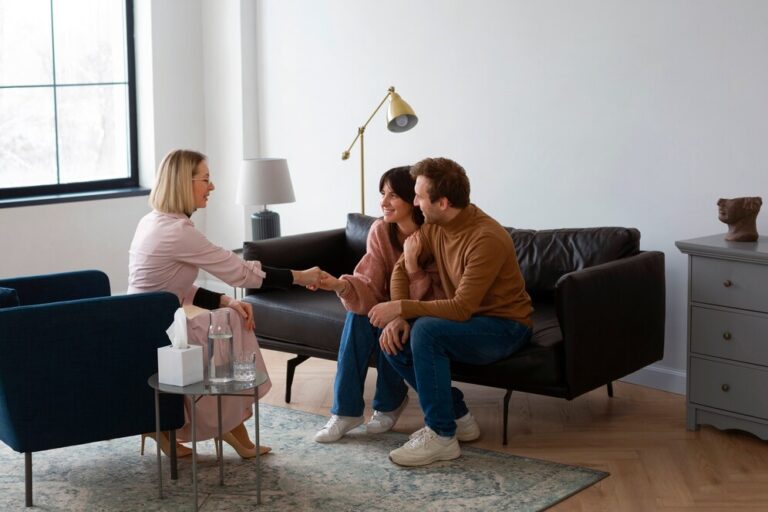Rebuilding trust requires expert assistance. Therapists assist couples in reestablishing connection and trust in their relationship by fostering open conversation, healing, and understanding.